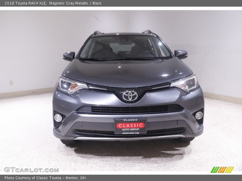 Magnetic Gray Metallic / Black 2018 Toyota RAV4 XLE