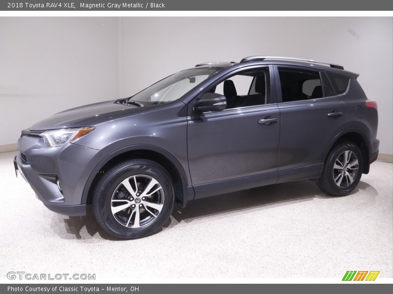 Magnetic Gray Metallic / Black 2018 Toyota RAV4 XLE