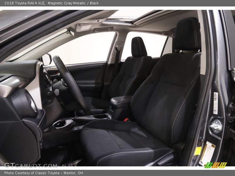 Magnetic Gray Metallic / Black 2018 Toyota RAV4 XLE