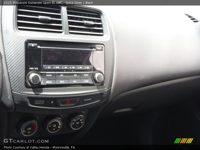 Quick Silver / Black 2015 Mitsubishi Outlander Sport ES AWC