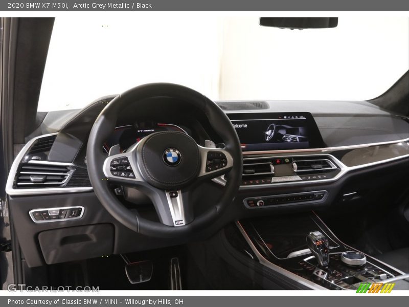 Arctic Grey Metallic / Black 2020 BMW X7 M50i
