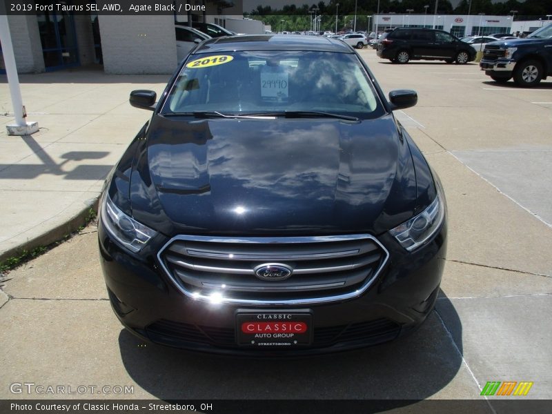 Agate Black / Dune 2019 Ford Taurus SEL AWD