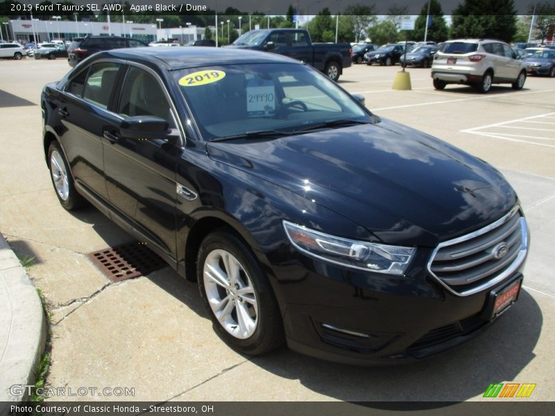 Agate Black / Dune 2019 Ford Taurus SEL AWD