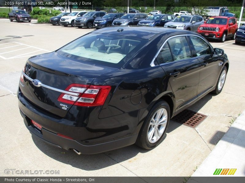 Agate Black / Dune 2019 Ford Taurus SEL AWD