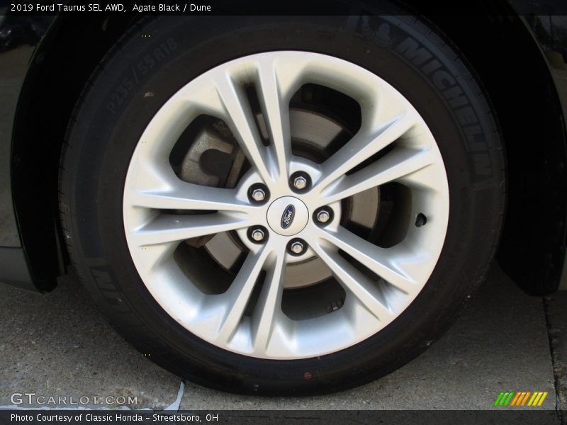 Agate Black / Dune 2019 Ford Taurus SEL AWD