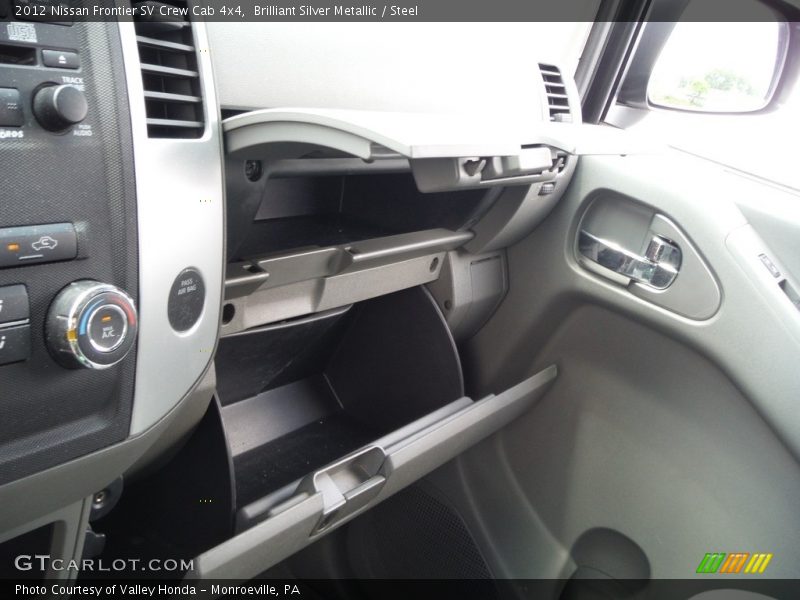 Brilliant Silver Metallic / Steel 2012 Nissan Frontier SV Crew Cab 4x4