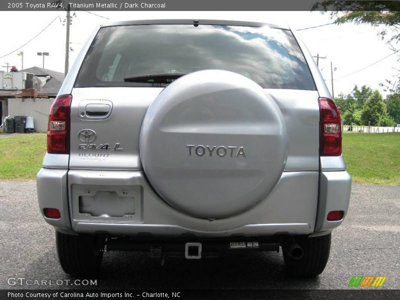 Titanium Metallic / Dark Charcoal 2005 Toyota RAV4