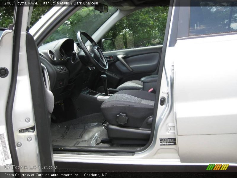 Titanium Metallic / Dark Charcoal 2005 Toyota RAV4
