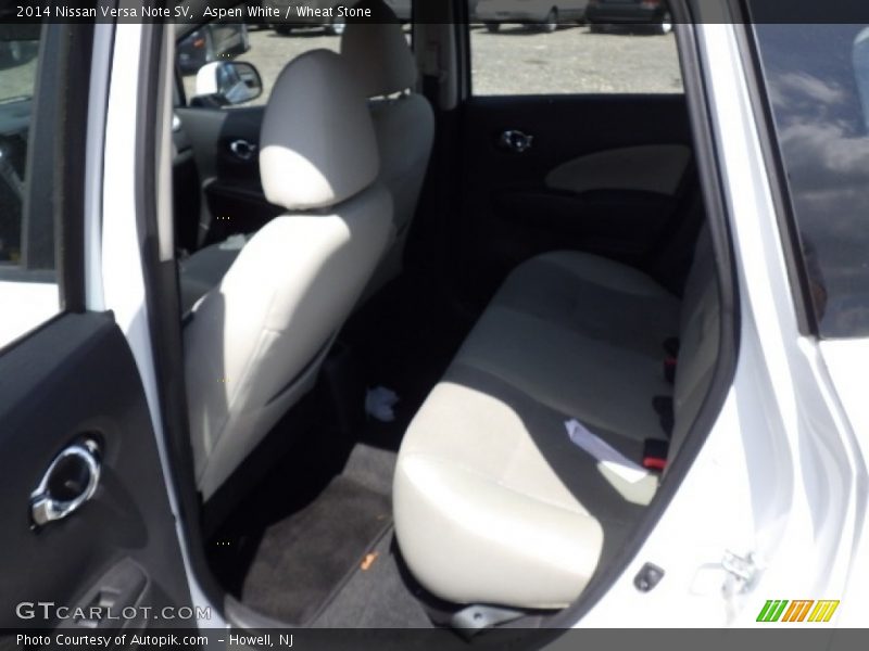 Aspen White / Wheat Stone 2014 Nissan Versa Note SV