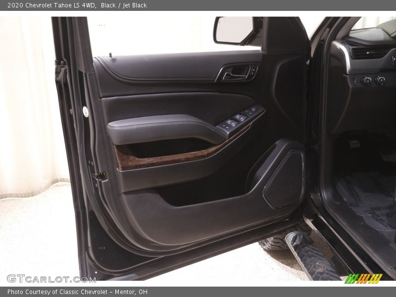 Black / Jet Black 2020 Chevrolet Tahoe LS 4WD