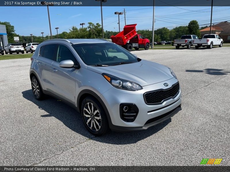 Front 3/4 View of 2017 Sportage EX
