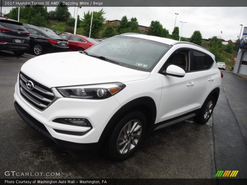 Dazzling White / Beige 2017 Hyundai Tucson SE AWD