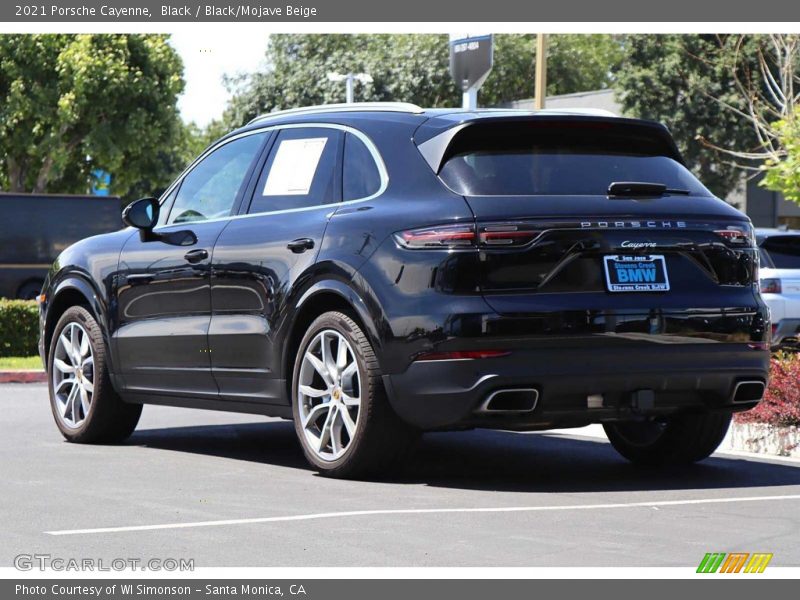 Black / Black/Mojave Beige 2021 Porsche Cayenne