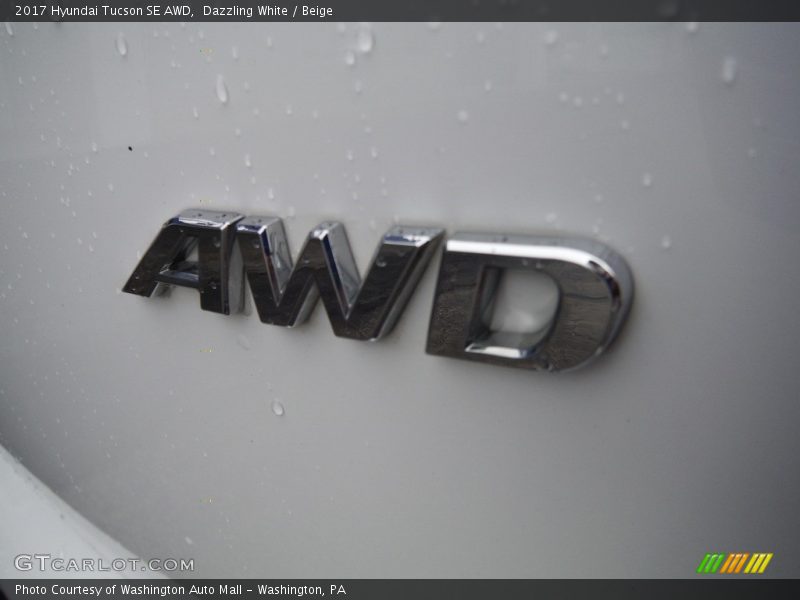 Dazzling White / Beige 2017 Hyundai Tucson SE AWD