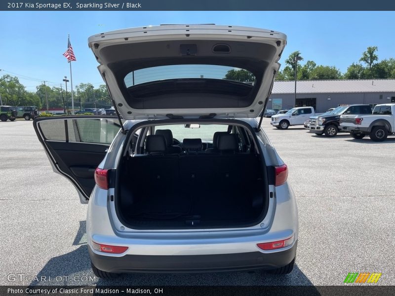 Sparkling Silver / Black 2017 Kia Sportage EX