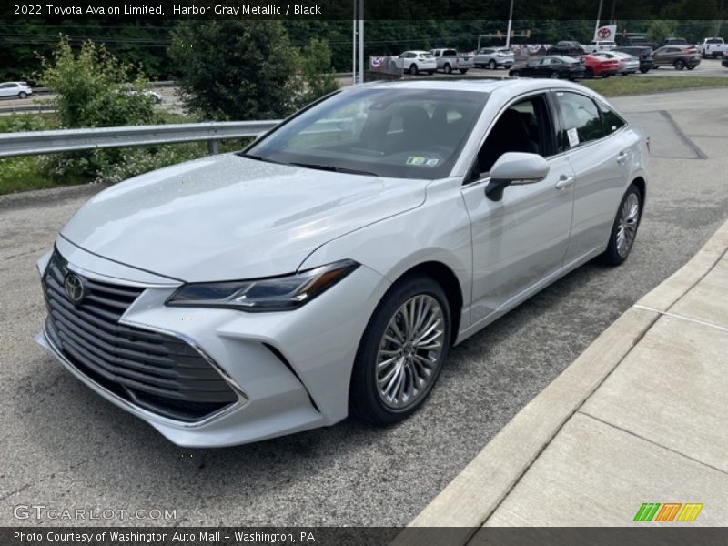 Front 3/4 View of 2022 Avalon Limited