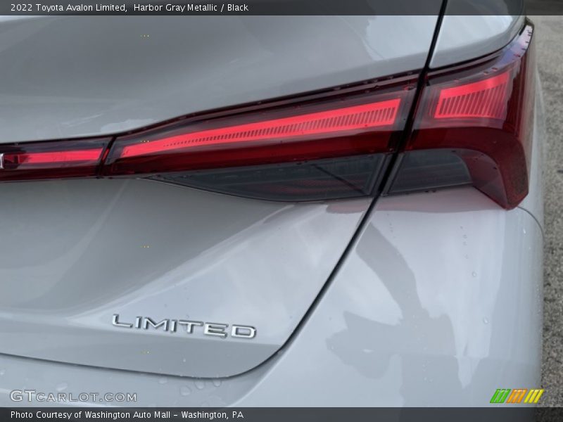 Harbor Gray Metallic / Black 2022 Toyota Avalon Limited