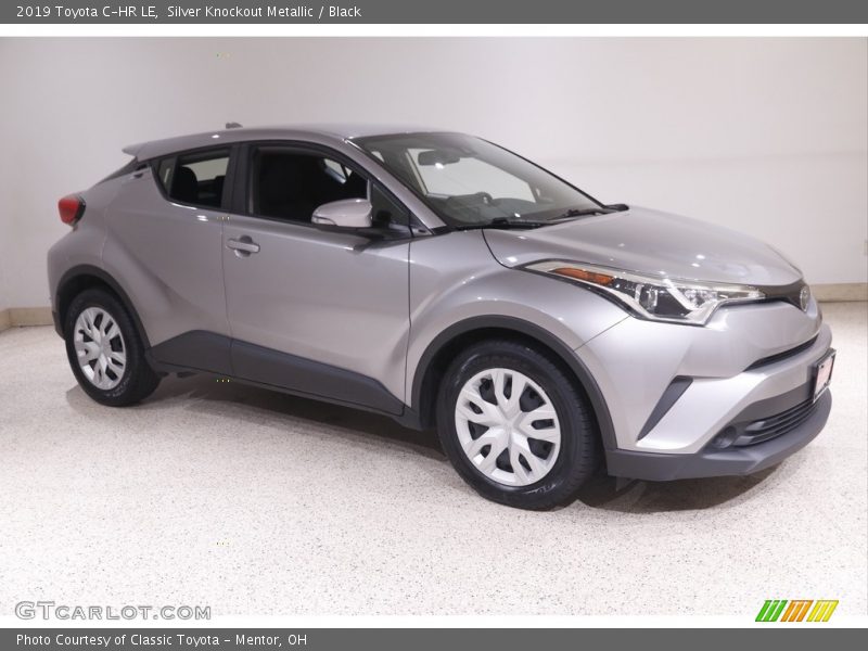 Silver Knockout Metallic / Black 2019 Toyota C-HR LE