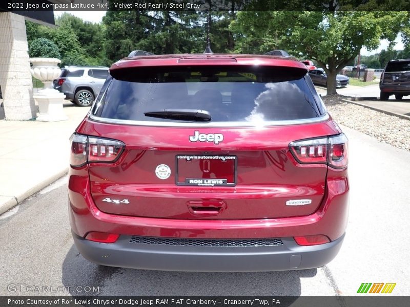 Velvet Red Pearl / Steel Gray 2022 Jeep Compass Latitude 4x4