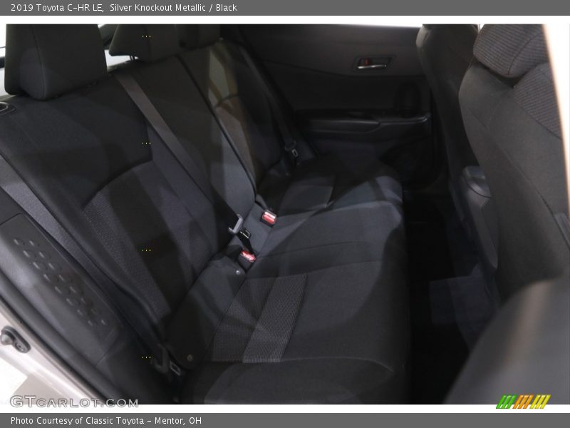 Silver Knockout Metallic / Black 2019 Toyota C-HR LE