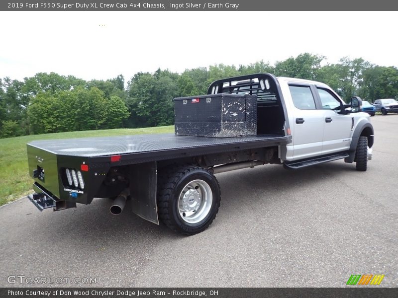 Ingot Silver / Earth Gray 2019 Ford F550 Super Duty XL Crew Cab 4x4 Chassis