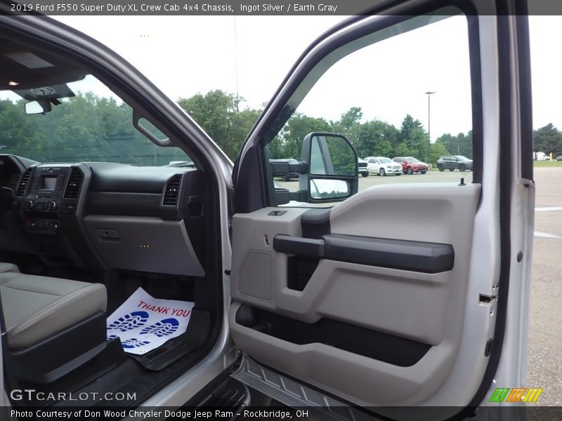 Ingot Silver / Earth Gray 2019 Ford F550 Super Duty XL Crew Cab 4x4 Chassis
