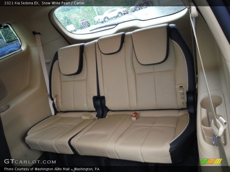 Snow White Pearl / Camel 2021 Kia Sedona EX