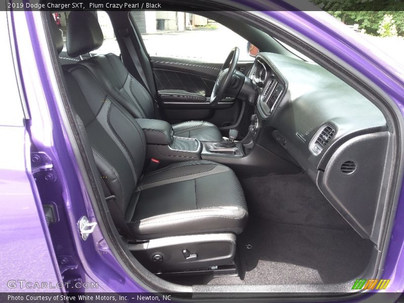 Front Seat of 2019 Charger SXT