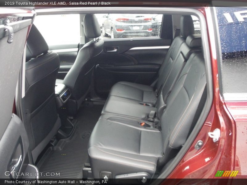 Salsa Red Pearl / Black 2019 Toyota Highlander XLE AWD