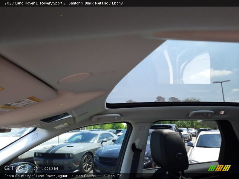 Santorini Black Metallic / Ebony 2023 Land Rover Discovery Sport S