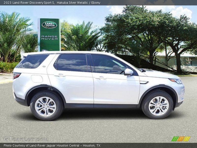 Hakuba Silver Metallic / Ebony 2023 Land Rover Discovery Sport S