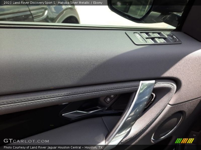 Hakuba Silver Metallic / Ebony 2023 Land Rover Discovery Sport S