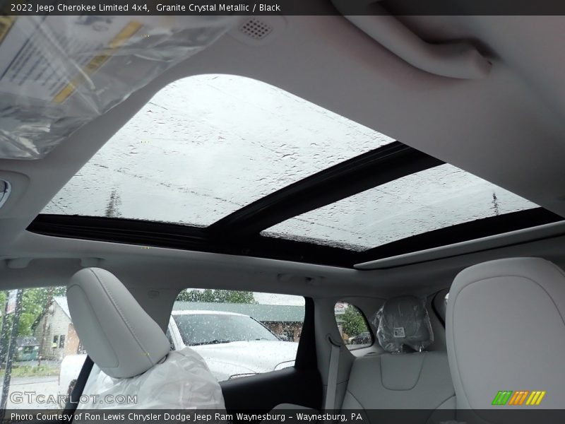 Granite Crystal Metallic / Black 2022 Jeep Cherokee Limited 4x4