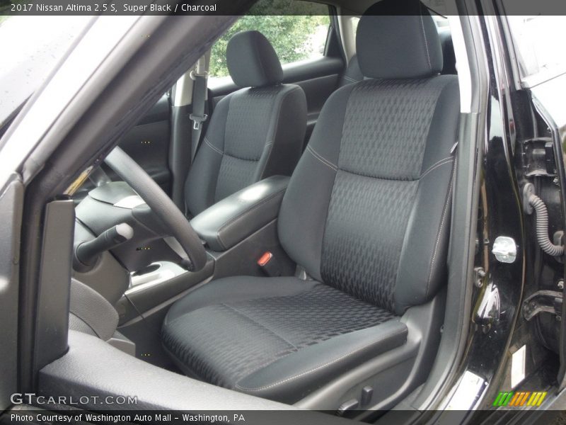 Super Black / Charcoal 2017 Nissan Altima 2.5 S
