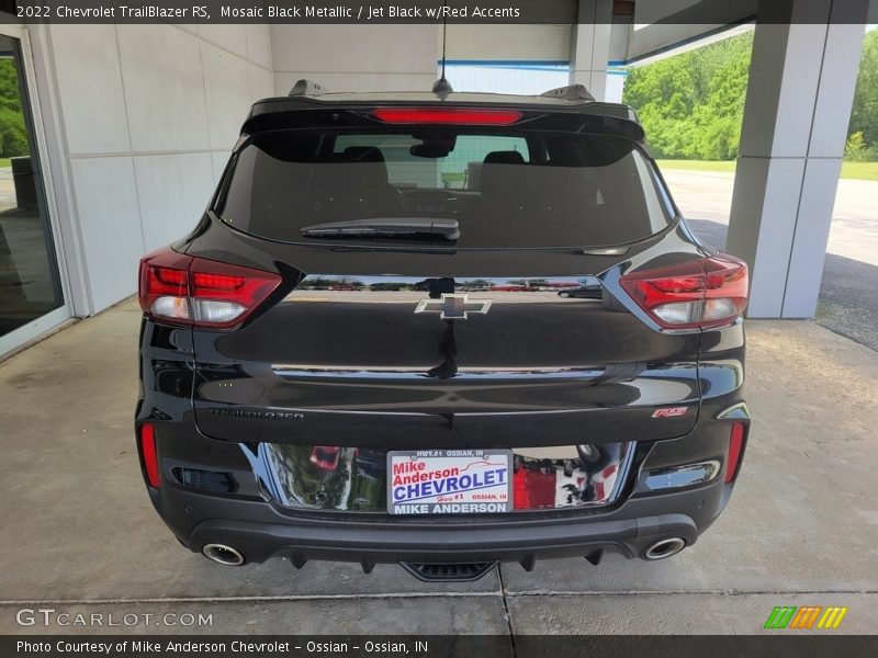 Mosaic Black Metallic / Jet Black w/Red Accents 2022 Chevrolet TrailBlazer RS