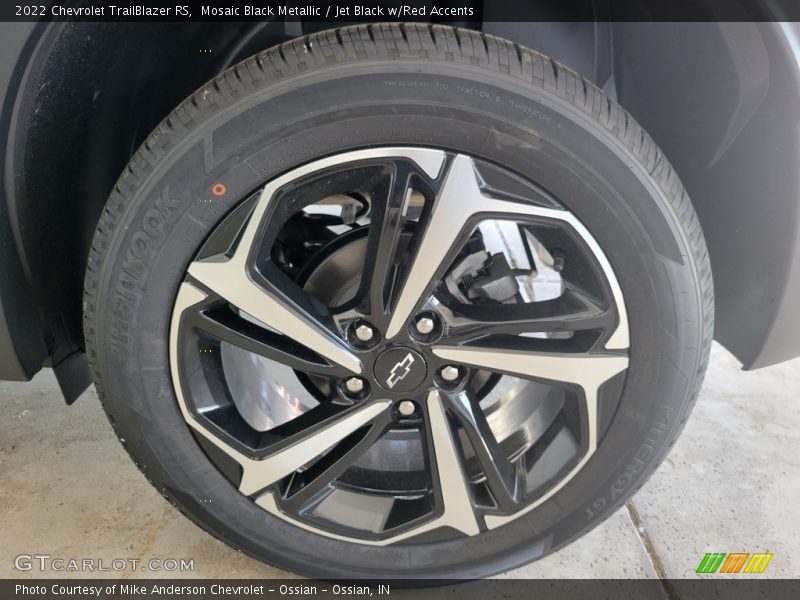 Mosaic Black Metallic / Jet Black w/Red Accents 2022 Chevrolet TrailBlazer RS