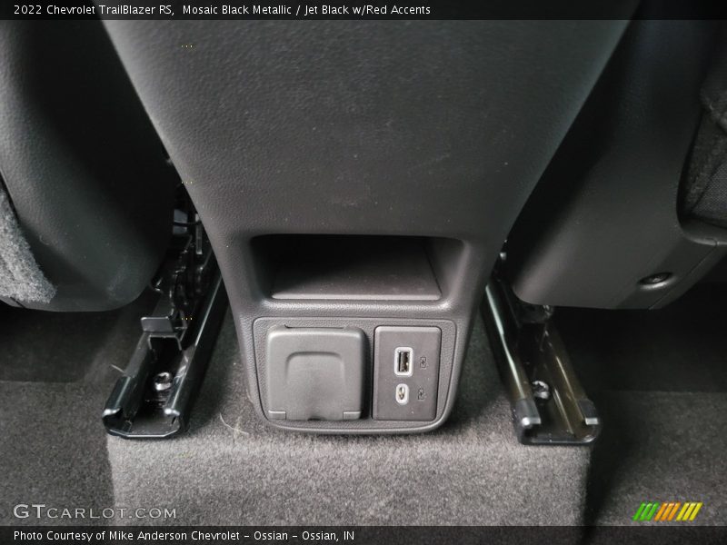 Mosaic Black Metallic / Jet Black w/Red Accents 2022 Chevrolet TrailBlazer RS