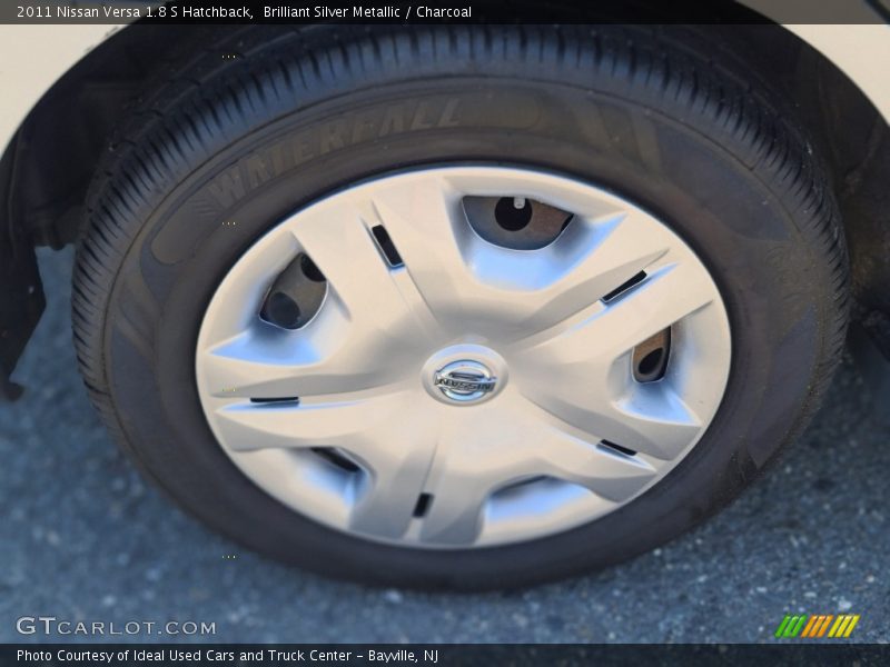 Brilliant Silver Metallic / Charcoal 2011 Nissan Versa 1.8 S Hatchback