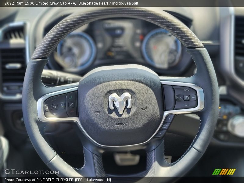  2022 1500 Limited Crew Cab 4x4 Steering Wheel