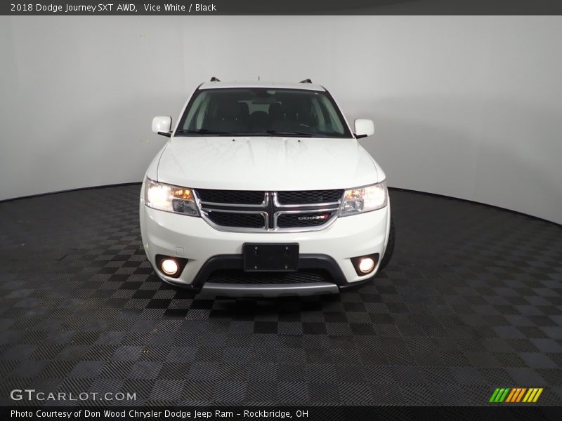 Vice White / Black 2018 Dodge Journey SXT AWD