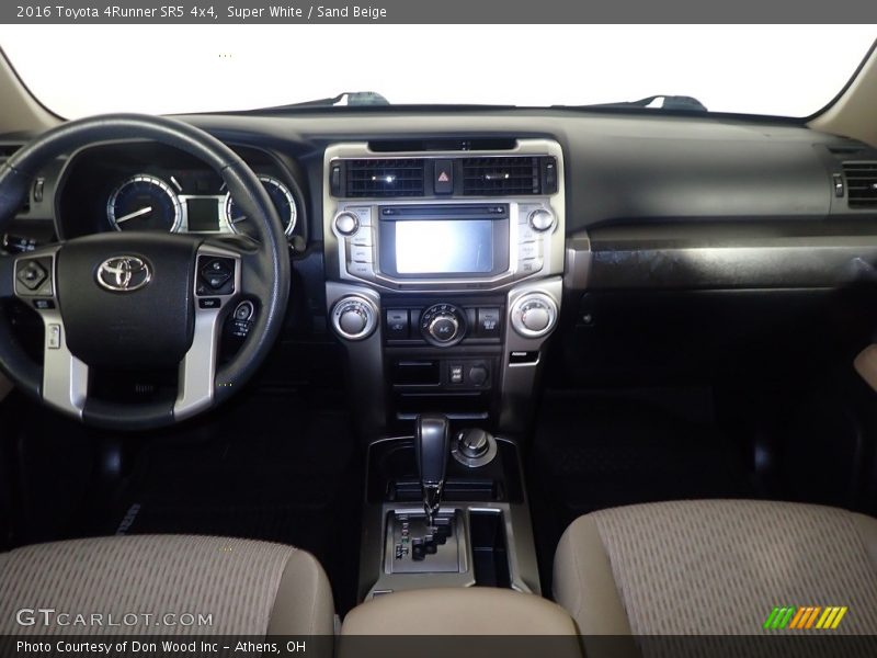 Super White / Sand Beige 2016 Toyota 4Runner SR5 4x4