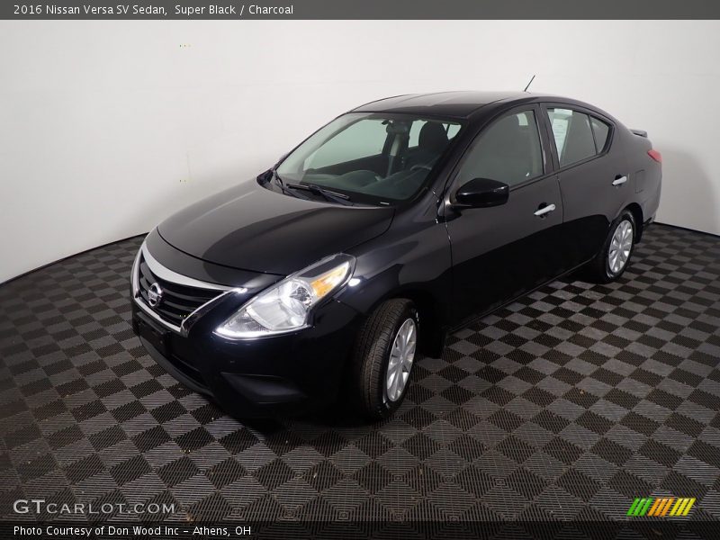  2016 Versa SV Sedan Super Black