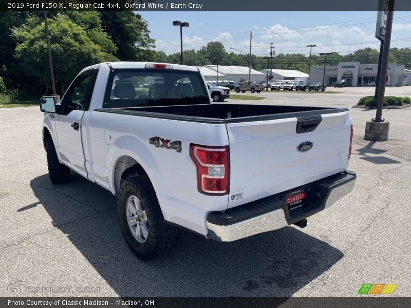 Oxford White / Earth Gray 2019 Ford F150 XL Regular Cab 4x4