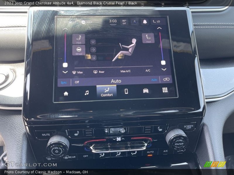 Diamond Black Crystal Pearl / Black 2022 Jeep Grand Cherokee Altitude 4x4