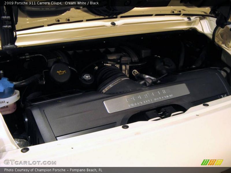 Cream White / Black 2009 Porsche 911 Carrera Coupe