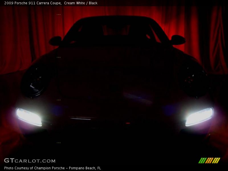 Cream White / Black 2009 Porsche 911 Carrera Coupe