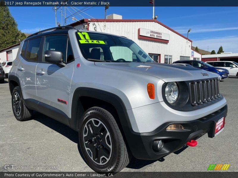 Glacier Metallic / Black 2017 Jeep Renegade Trailhawk 4x4