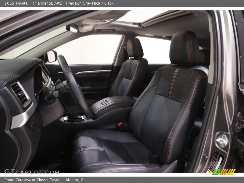 Predawn Gray Mica / Black 2019 Toyota Highlander SE AWD