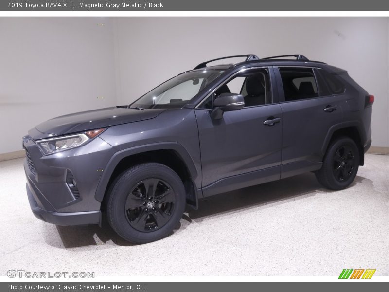 Magnetic Gray Metallic / Black 2019 Toyota RAV4 XLE