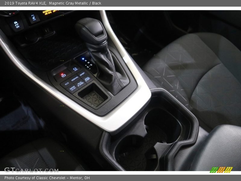 Magnetic Gray Metallic / Black 2019 Toyota RAV4 XLE